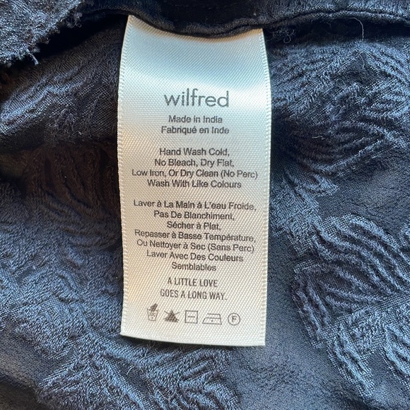Aritzia Wilfred off the shoulder top, XS - Picture 5 of 7